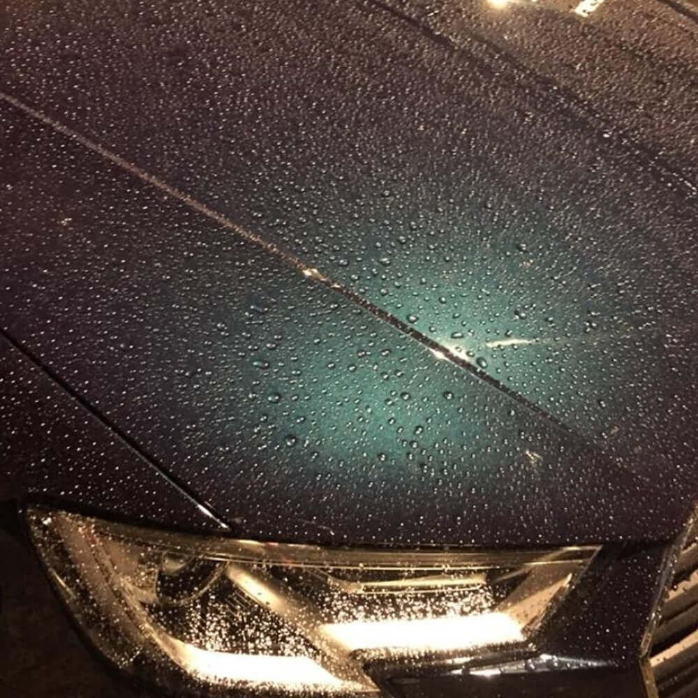 Labocosmetica CUPIDO car bonnet with water beading